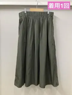 ユニクロ　スカート　XL ナイロン　オリーブグリーン フレア　レディース
