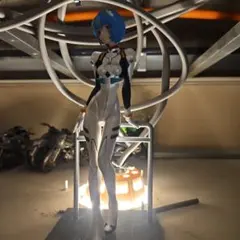 レイ フィギュア 白いスーツ