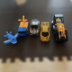 ミニカー 6台セット まとめ売り - メルカリ
