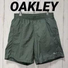 OAKLEY オークリー　ハーフパンツ　ワンポイント刺繍ロゴのサムネイル