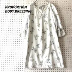 プロポーションボディドレッシング ワンピース 五分袖 フラワープリント Vネック