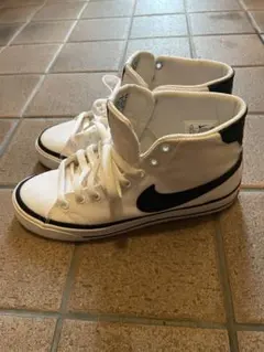 NIKE ハイカットスニーカー ホワイト/ブラック