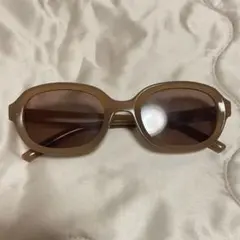 オーバル型 サングラス ブラウンのサムネイル