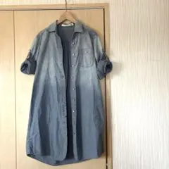 デニムカラー ボタン付きシャツワンピース