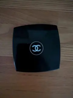 Chanel アイシャドウパレット ブラウン系 4色入り