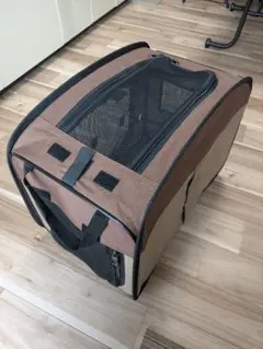 Item thumbnail for item fb67e083-f91b-4b08-bcd4-31152bafc8fb