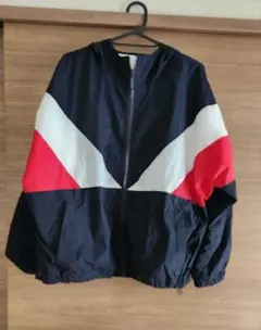 GU　ジーユー　カラーブロックパーカー　Lサイズのサムネイル