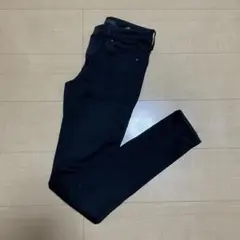 【UNIQLO】スキニーパンツ　黒