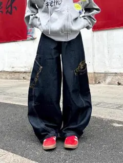 Item thumbnail for item 2570e749-af3d-4bc9-8af8-8c2503f7c8ad