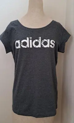 本日限定❗新品未使用タグ付 adidas レディース グラフィックロゴ Tシャツのサムネイル