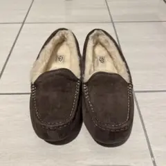 UGG モカシン　25センチ