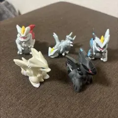 ポケモンキッズ　指人形　レシラム　ゼクロム　キルレム