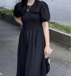 ブラックパフスリーブフレアドレス