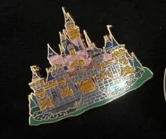 ディズニーランド50周年　DLピンバッジ