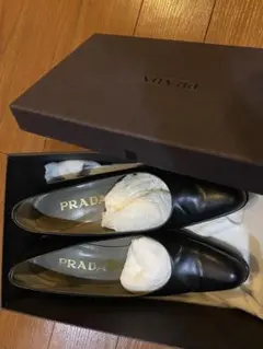 PRADA パンプス ブラック 36のサムネイル