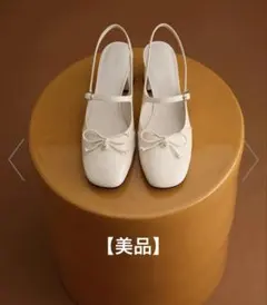 CHARLES & KEITH パール スリングバックメリージェーンパンプス　白のサムネイル
