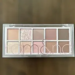ロムアンド　アイシャドウ