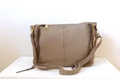 【新品未使用/タグつき】ビュレ 本革カウレザー編み上げショルダーバッグのサムネイル