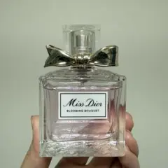 ディオール ブルーミングブーケ 香水 50ml