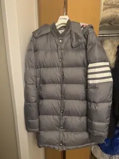 2026年最新】THOM BROWNE ダウンジャケットの人気アイテム - メルカリ