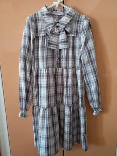 メゾピアノ　　ワンピース　チェック柄リボン付き　Lサイズ