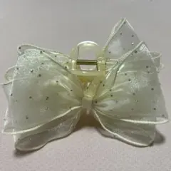 クリーム色 リボン型 ヘアクリップ