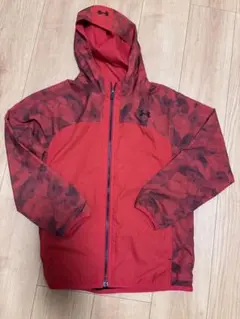 Under Armour 迷彩柄赤ウィンドブレーカー