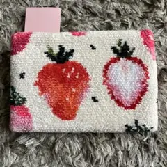 ティッシュポーチ　ストロベリードット　ラブラリーバイフェイラー　アイボリー