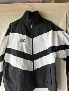 UMBRO アンブロ　ナイロンジャケット