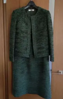 【ヴィンテージ】ノーカラージャケットスーツ