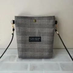 Item thumbnail for item 80220e93-04f5-499f-b0db-ca9b27d7e9fa