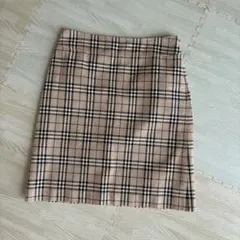Burberry バーバリー　スカートのサムネイル