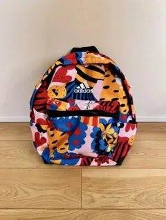 adidas カラフルリュック