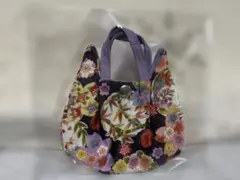 ハンドメイド 猫型持ち手付きポーチ