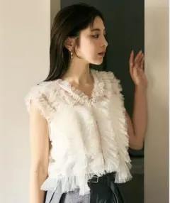 【完売品】FRAY I.D ラッフルチュールノースリブラウス