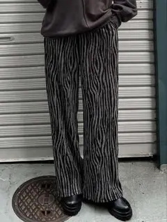 ゼブラ柄パンツ 黒グレー Lサイズ