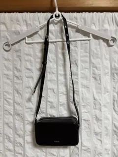 FURLA 黒 レザー ショルダーバッグ