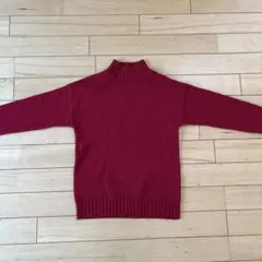 赤 タートルネック ニットセーター