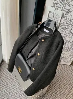 ブラックノーカラージャケット