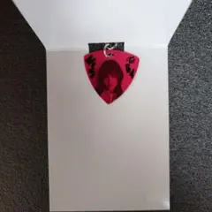 TWICE　ENEMY　ピックキーホルダー　モモ