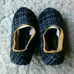 世界に１つ！バイカラールームシューズ