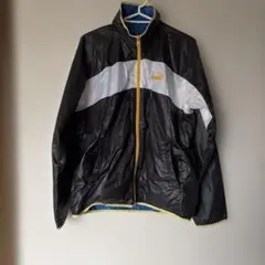 プーマ　ウインドブレーカー