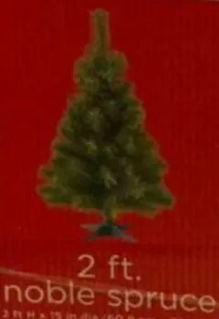 オーナメント、ライト、クロス付クリスマスツリー