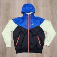 NIKE ウィンドランナー　ウィンドブレーカー　フード付きトラックジャケット　Ｍ