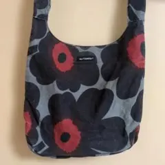 せ*り様 marimekko フラワーパターン ショルダーバッグ - メルカリ