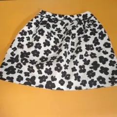 エムズグレイシー＊フラワープリント フレアスカート ひざ丈