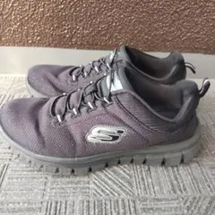 スケッチャーズ 黒 スニーカー 24センチ