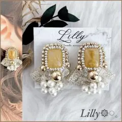 Item thumbnail for item 6f90a3c4-2abb-4908-902d-9c517b6fe2b4