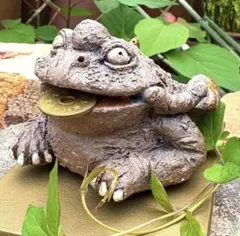 運気✨三本足のカエル❣️縁起物、陶器人形、置物、カエル人形、作家、 運気✨三本足のカエル❣️縁起物、陶器人形、置物、カエル人形、作家
