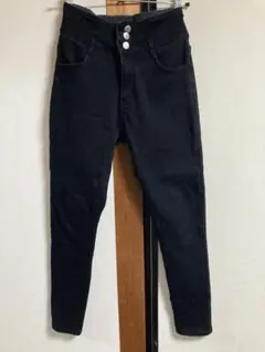 Item thumbnail for item 46cc5332-7406-43a5-ac66-9f8d2315caae